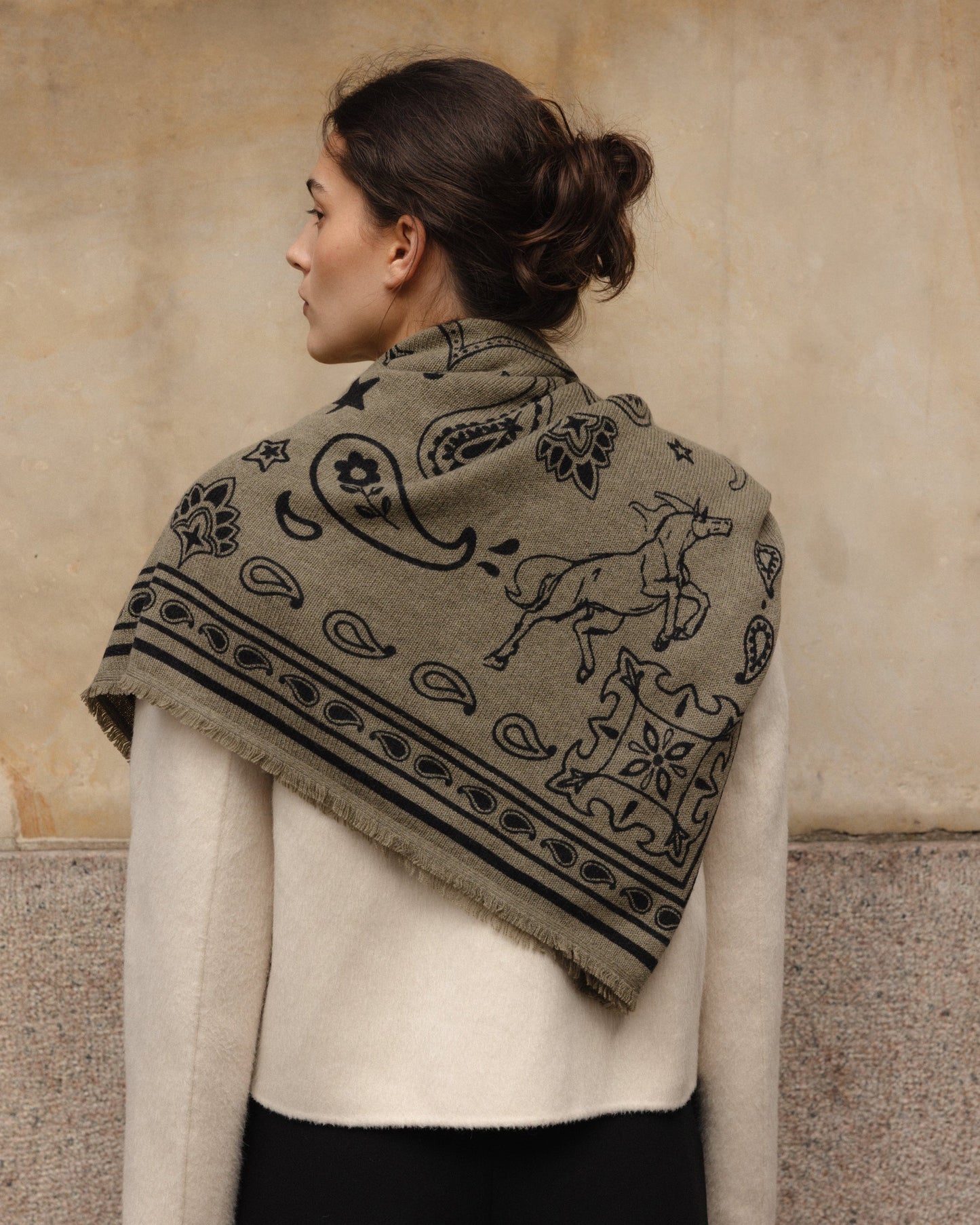 ANNA V BERG NELE Scarf big breen