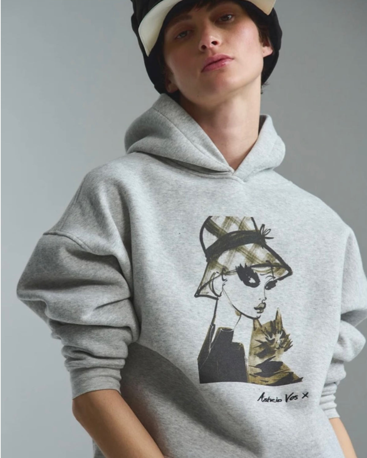 RAILIN Hoodie Innocent Glance